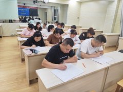 张湾区尝试中学：多措并举建牢校园食物平安防