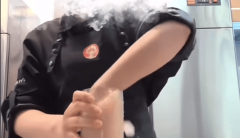 <b>徒手拌奶茶、高含咖啡因霸王茶姬实让人</b>